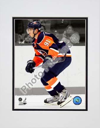 John Tavares 2009 Spotlight Collection Double Matted 8” x 10” Photograph (Unframed)