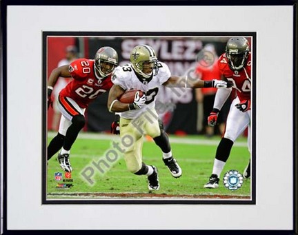 Pierre Thomas 2009 Action "Juke" Double Matted 8” x 10” Photograph in Black Anodized Aluminum Frame