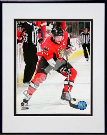 Daniel Alfredsson 2009 - 2010 Action "Red Jersey" Double Matted 8” x 10” Photograph in Black Anodized Alum