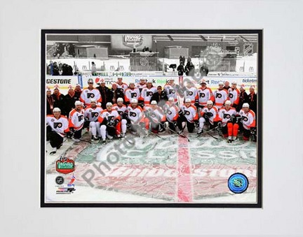 The Philadelphia Flyers Team Photo 2010 NHL Winter Classic Double Matted 8” x 10” Photograph (Unframed)