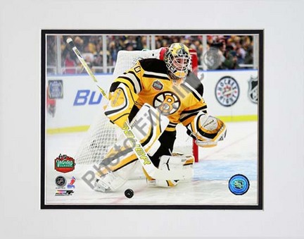 Tim Thomas 2010 NHL Winter Classic Action Double Matted 8” x 10” Photograph (Unframed)