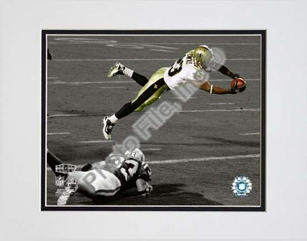 Pierre Thomas Super Bowl XLIV Spotlight Action (#24) Double Matted 8” x 10” Photograph (Unframed)