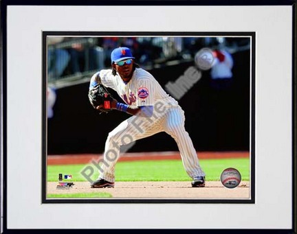 Jose Reyes 2010 Action "Field" Double Matted 8” x 10” Photograph in Black Anodized Aluminum Frame