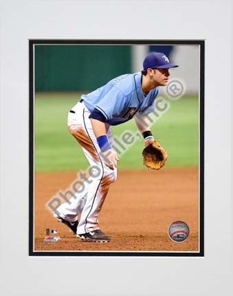 Evan Longoria 2010 Action "Field" Double Matted 8” x 10” Photograph (Unframed)