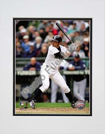 Ichiro Suzuki 2010 Action "Stance" Double Matted 8” x 10” Photograph (Unframed)