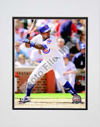 Alfonso Soriano 2010 Action "At Bat" Double Matted 8” x 10” Photograph (Unframed)