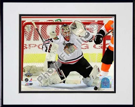 Antti Niemi 2009 - 2010 Stanley Cup Finals Action (#22) Double Matted 8” x 10” Photograph in Black Anodized Aluminum