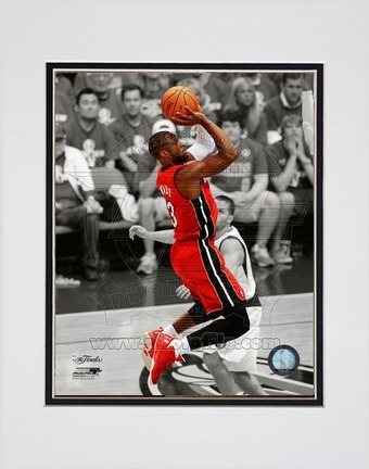 Dwyane Wade Miami Heat 2011 NBA Finals "Game 3" Spotlight Action (#21) Double Matted 8" X 10" Photog