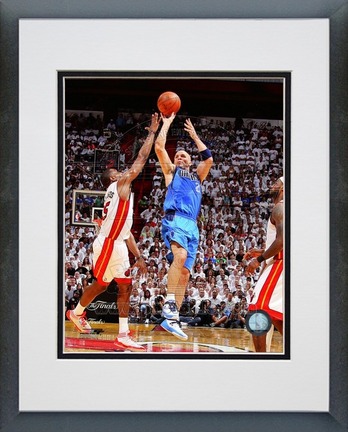 Jason Kidd Dallas Mavericks 2011 NBA Finals "Game 6" Action (#28) Double Matted 8" X 10" Photograph 