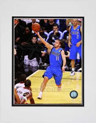 Jose Juan Barea Dallas Mavericks 2011 NBA Finals "Game 6" Action (#43) Double Matted 8" X 10" Photog