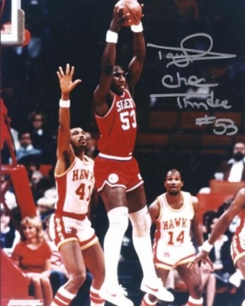 Darryl Dawkins Autographed Philadelphia 76ers 8" x 10" Photograph w/ "Chocolate Thunder" inscription