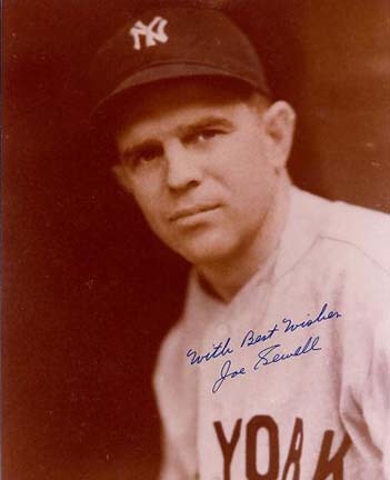 Joe Sewell Autographed New York Yankees 8" x 10" Photograph with "With Best Wishes" Inscription Dece