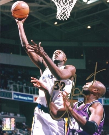 Joe Smith Autographed Golden State Warriors 8" x 10" Photograph (Unframed)