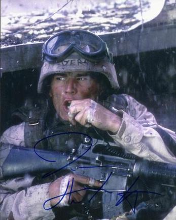 Josh Hartnett Autographed 8" x 10" Photograph (Unframed)