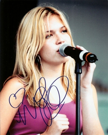 Mandy Moore Autographed 8" x 10" Photograph (Unframed)