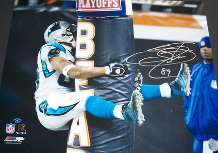 Steve Smith Autographed "Hugging the Bears Goalpost" 16" x 20" Photograph (Unframed)