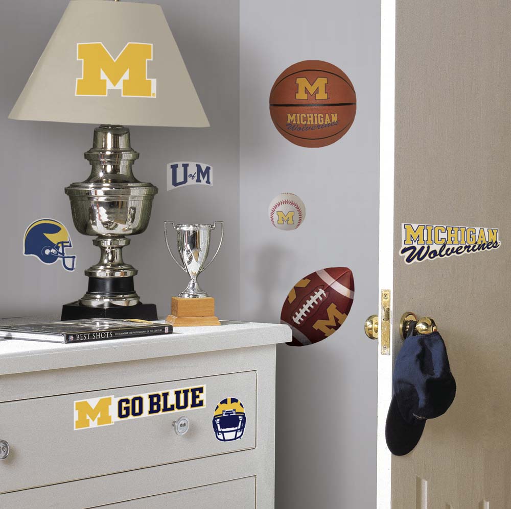 Michigan Wolverines Peel and Stick Applique / Wall Decal Set