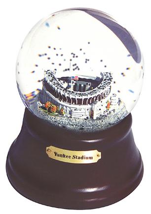 Yankee Stadium (New York Yankees) MLB Baseball Stadium Snow Globe with Microchip Activated Song