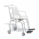 Seca 952 Electronic Seated Chair Scale with Fold Up Armrests and Footrests